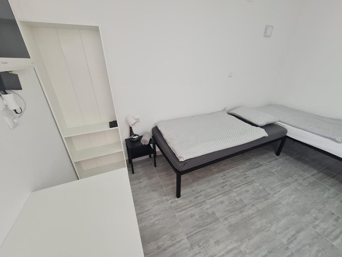 Budget Apartment Lelo Center1 Osijek Exterior photo